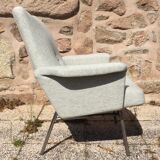 SK660 armcahir by Pierre Guariche for Steiner