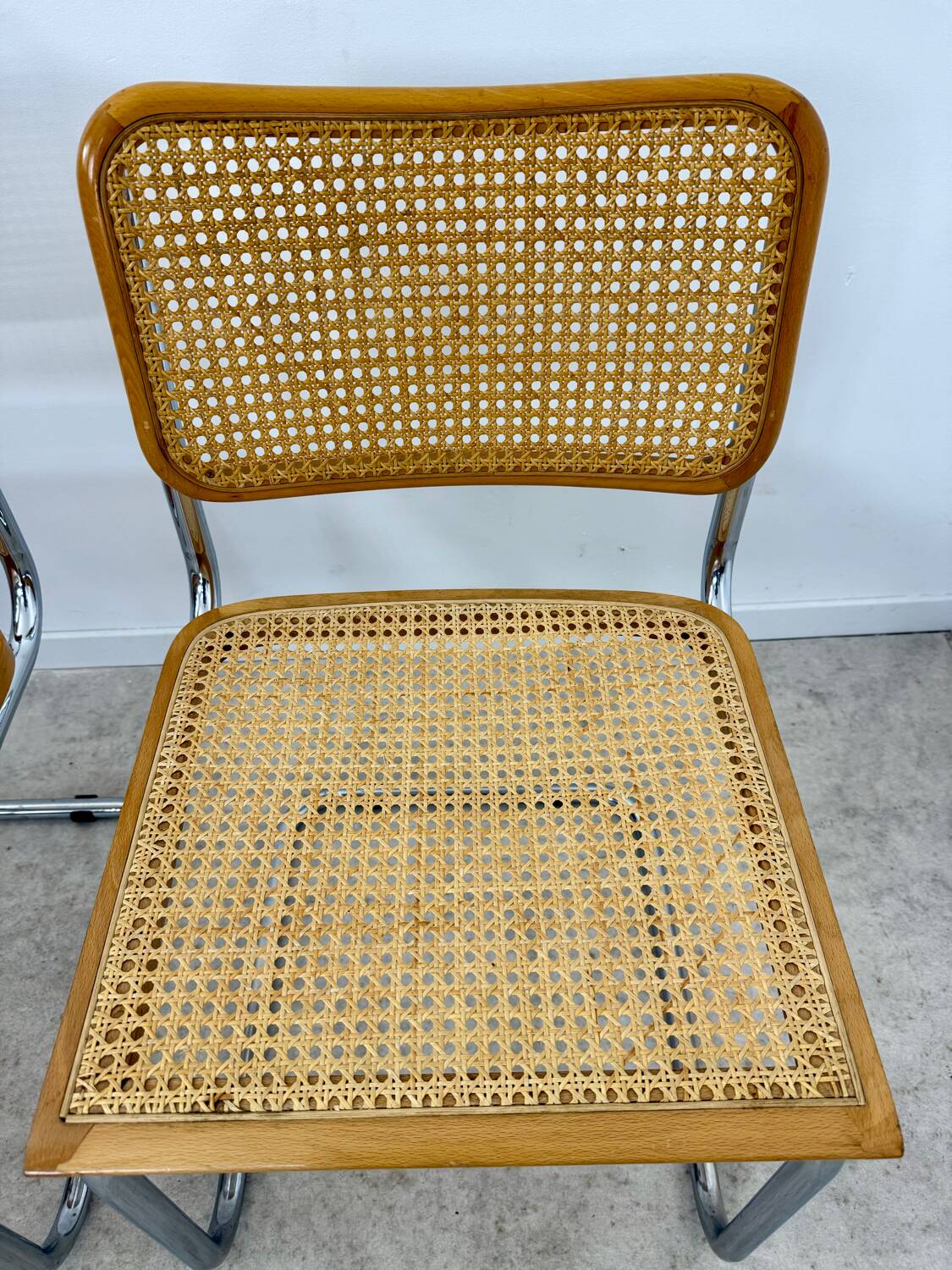 Lot of 2 identical caned chairs Cesca B32 design Marcel Breuer 1970 Made in Italy vintage