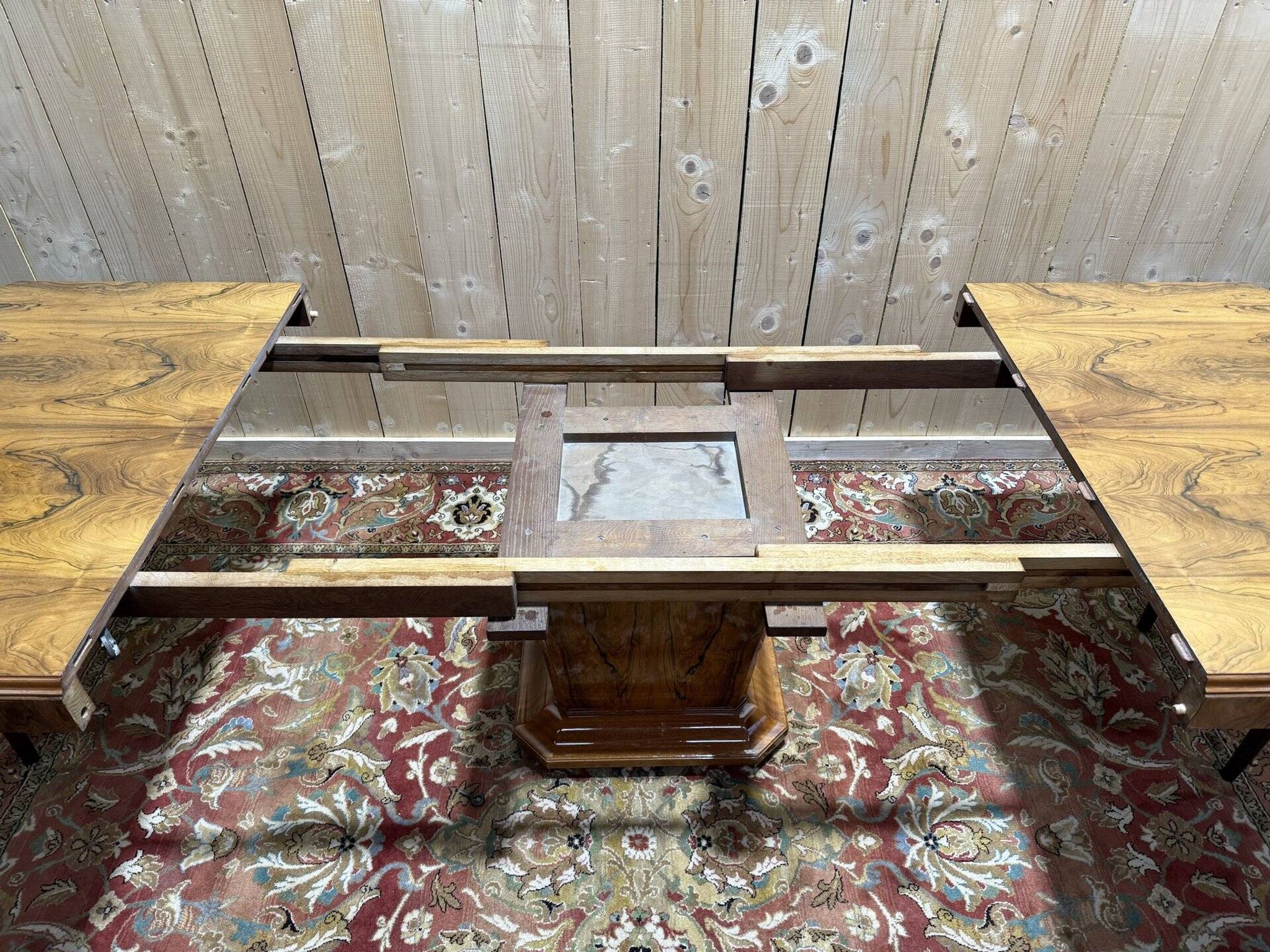 Art Deco dining table in walnut veneer