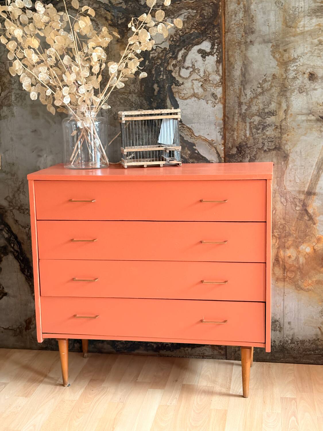 Vintage terracotta commode
