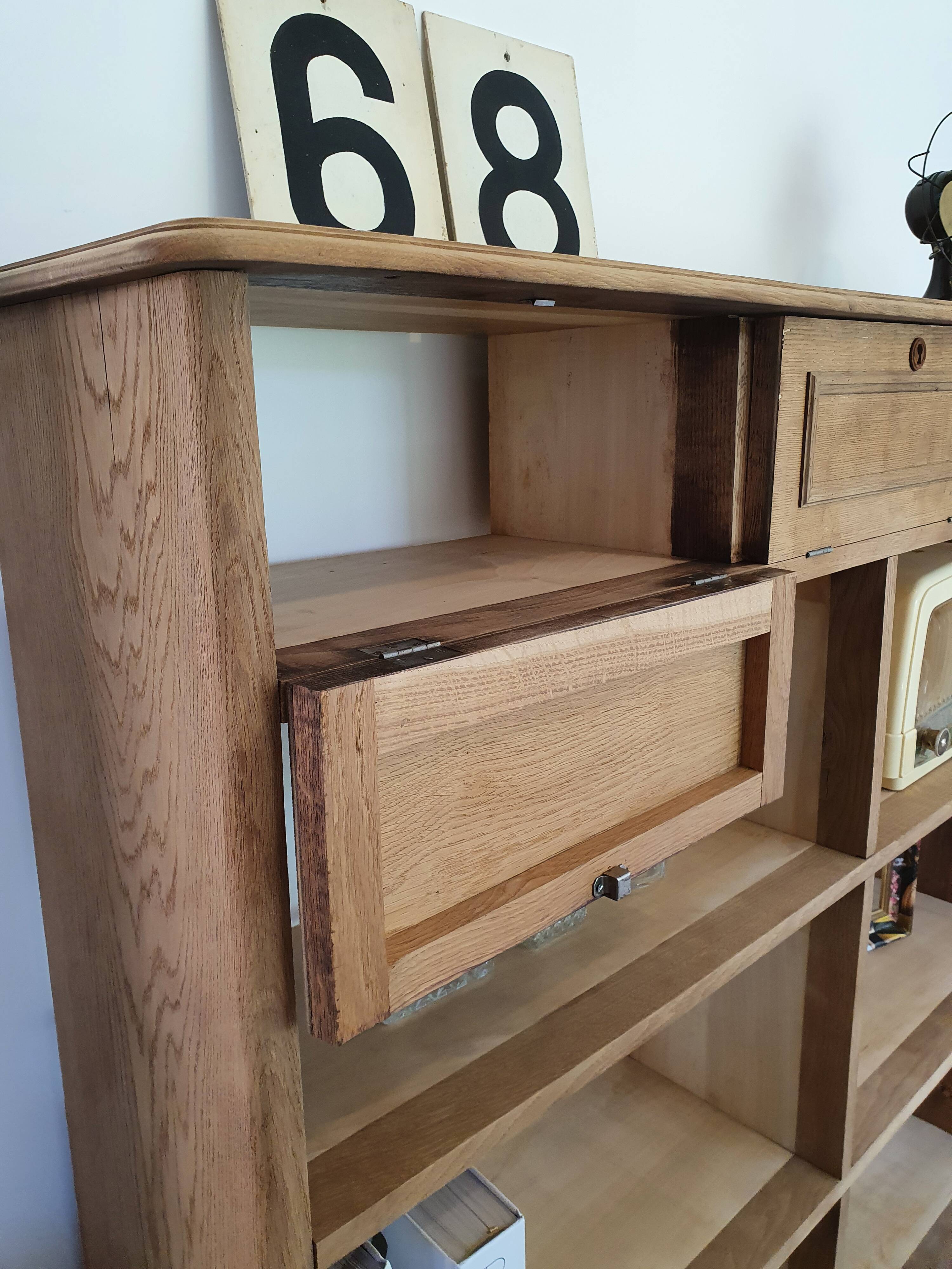 Notary shelf library