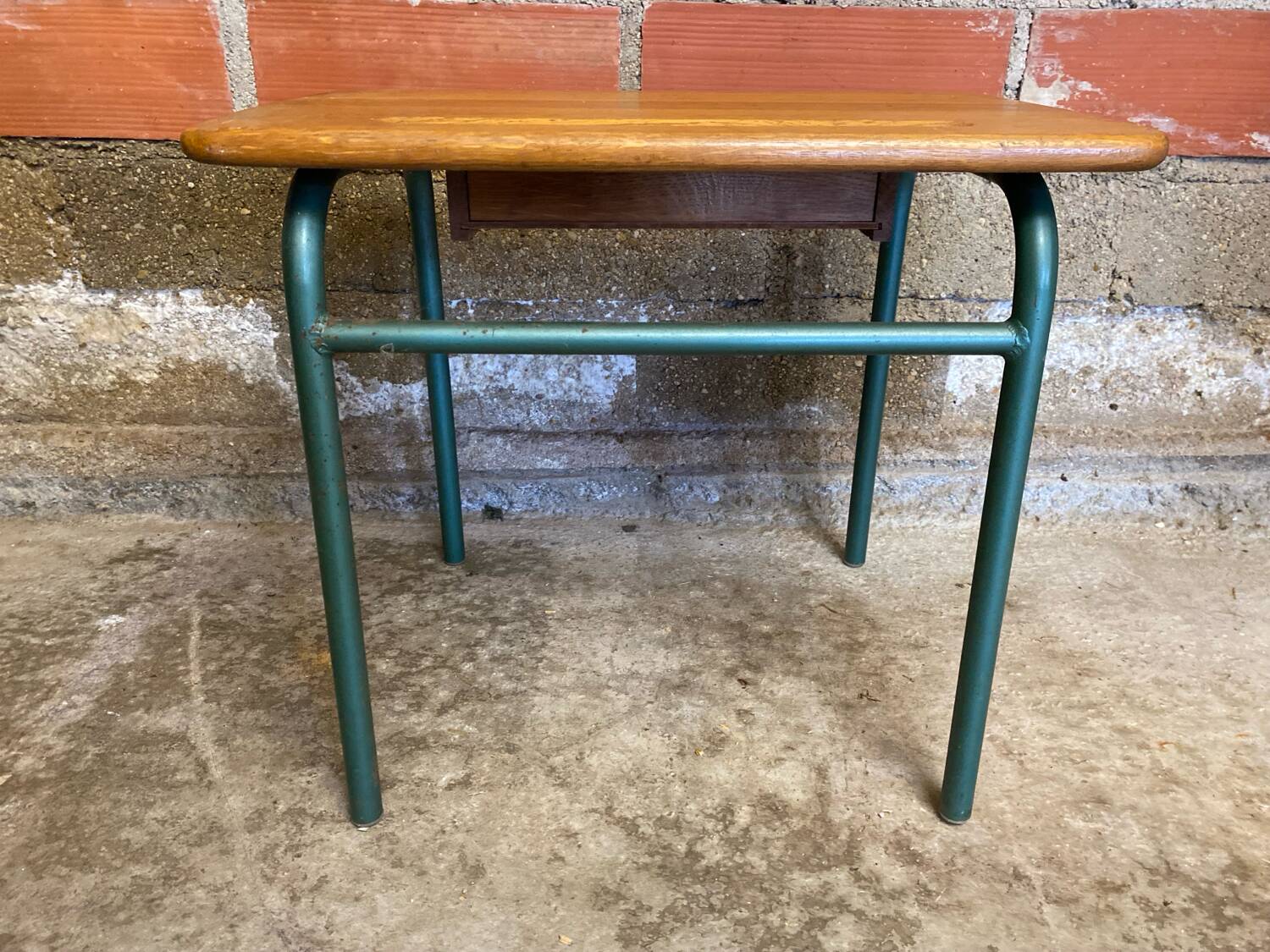 Bureau Ecolier MULLCA MCA 321 de Jacques Hitier Pieds Tube Métal & Bois