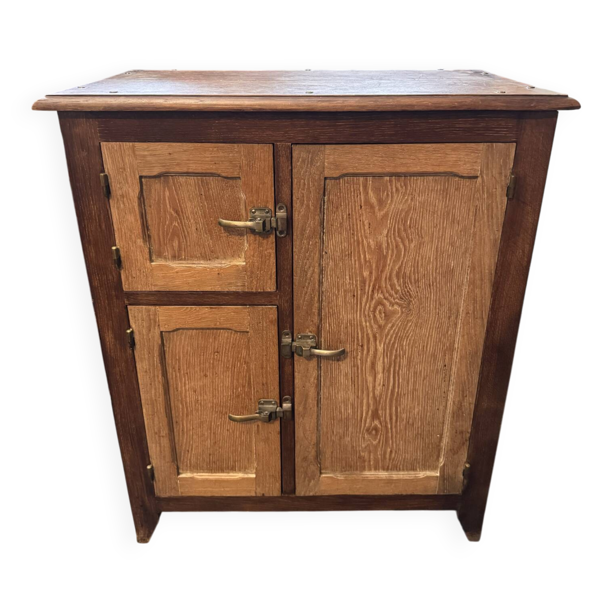 Old fridge / cooler