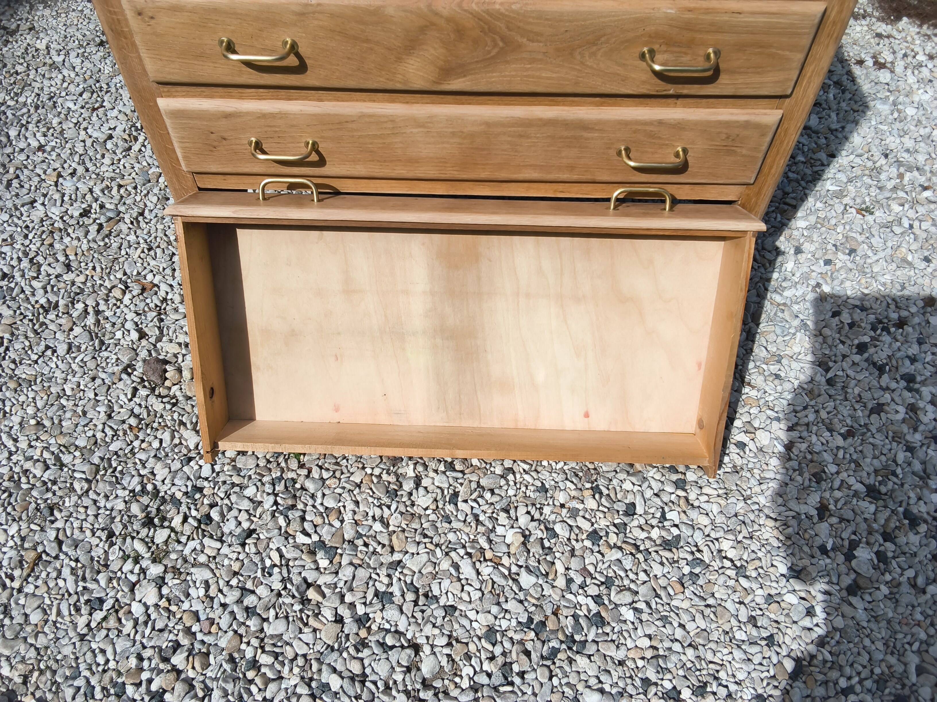 Commode