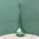 Vase soliflore en verre soufflé, bullé, signé Biot