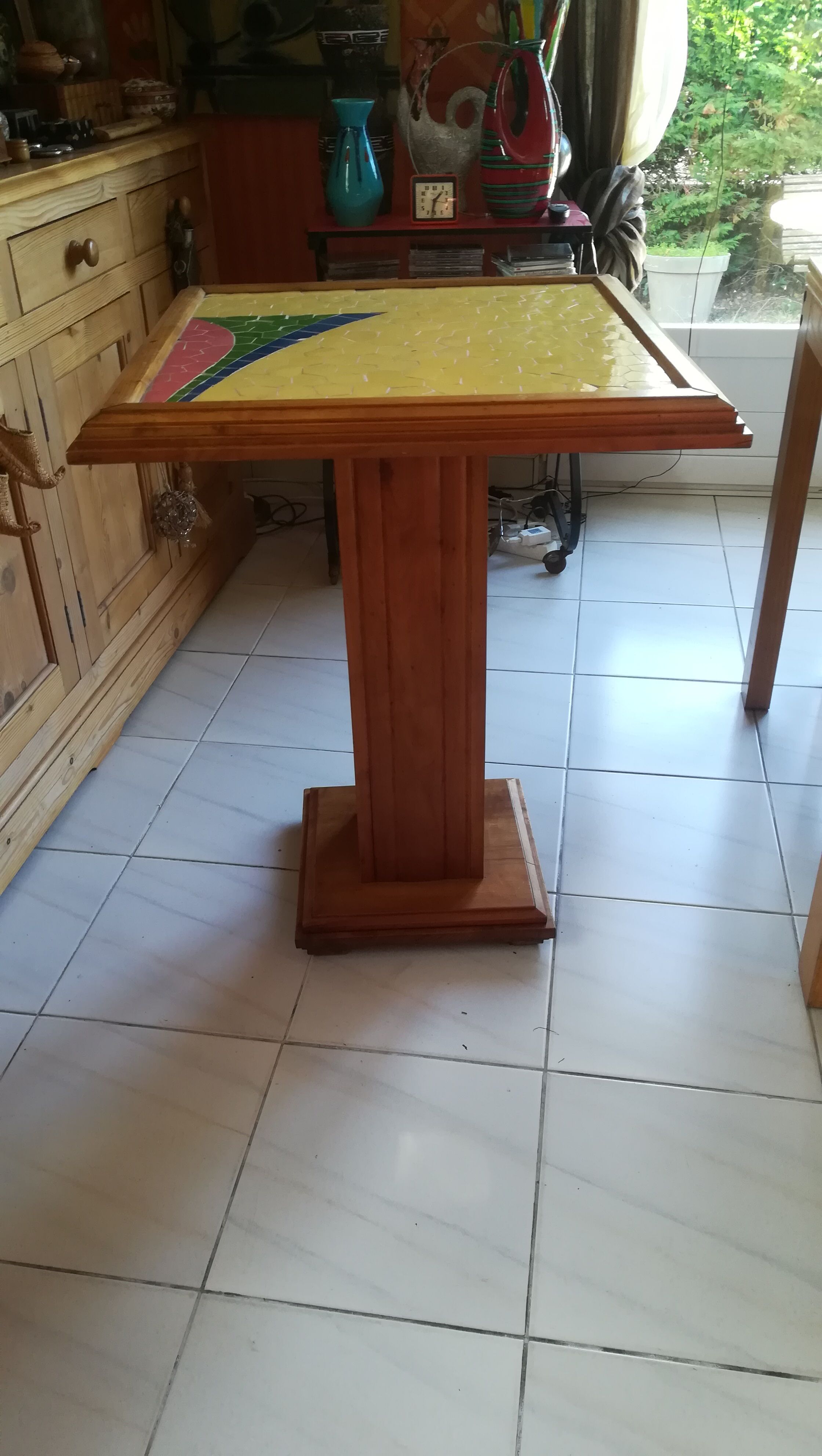 Bistro table year 40