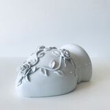 Ex-voto porcelain vase