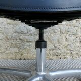 Office chair by Carlo Bartoli for Matteo Grassi in leather.