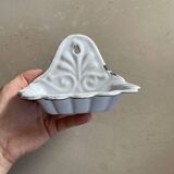 Antique enamelled metal wall mounted soap dish