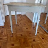 Gray farmhouse table with 1 drawer