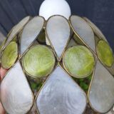 Mother-of-pearl lampshade suspension
