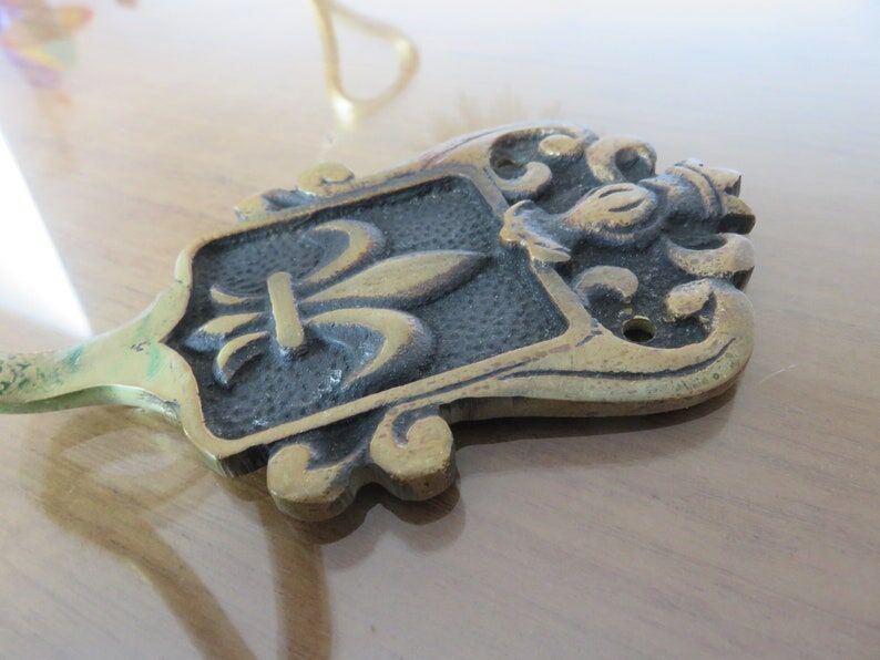 4 old wall hooks coat rack in bronze "fleur de lys" art deco years 20 30