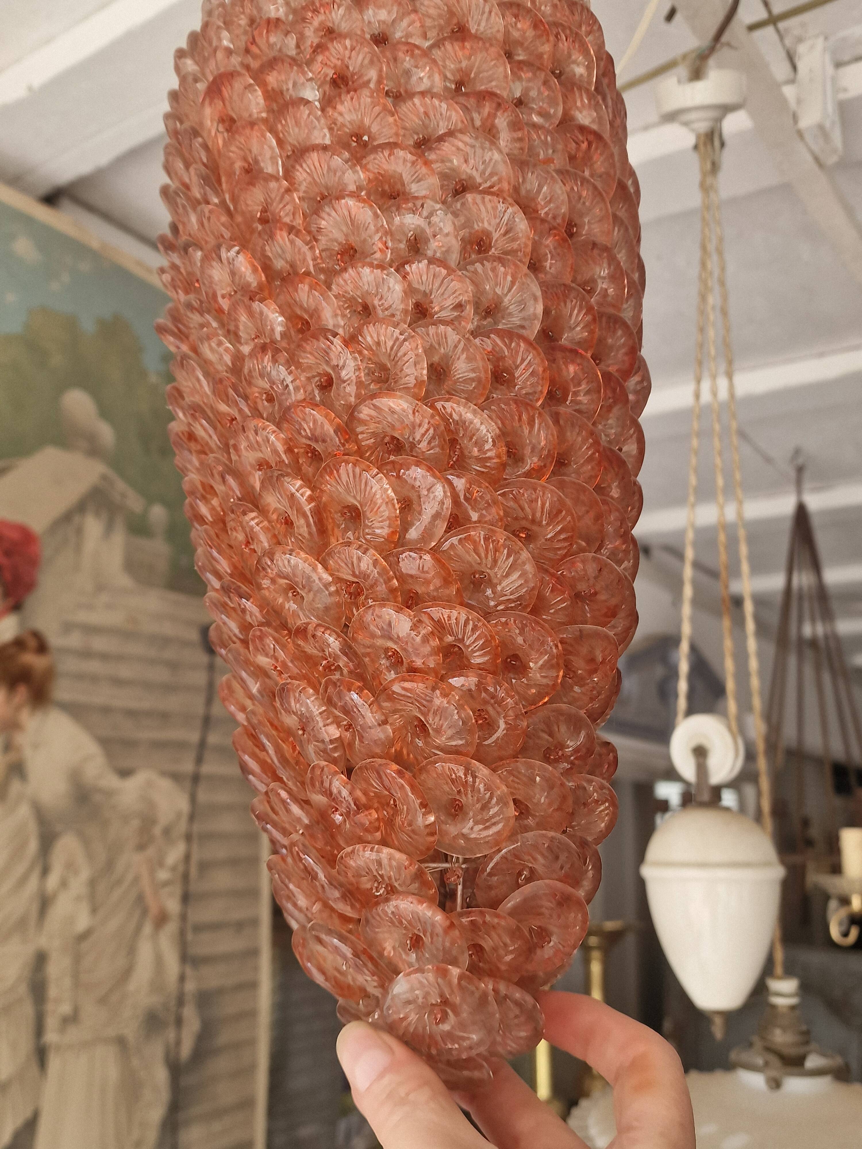 Superb blown glass chandelier from Murano, Italian craftsmanship from the a.