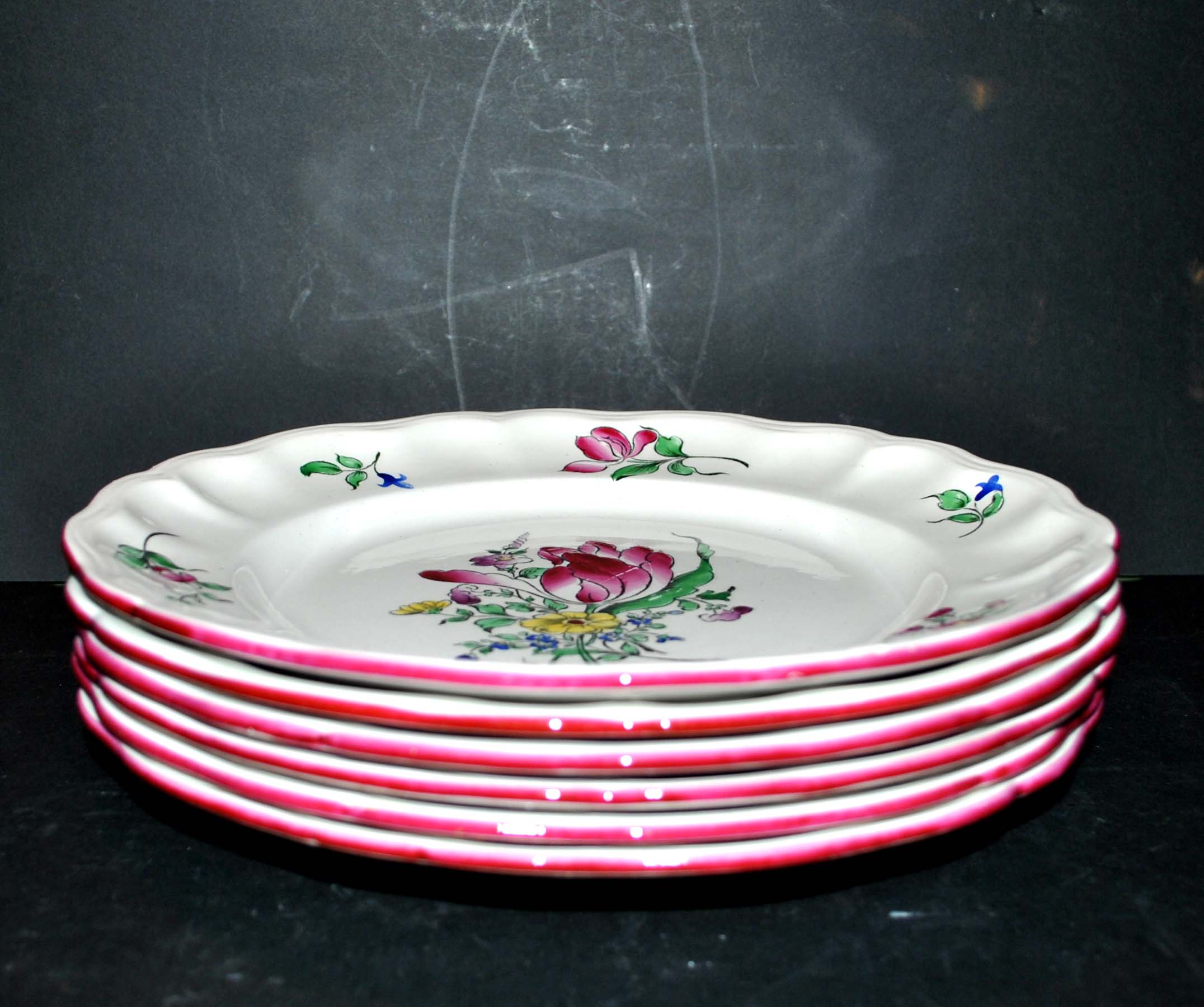 Série de 6 assiettes plates en faïence de Lunéville Keller&Guérin modèle fleuri polychrome Réverbère