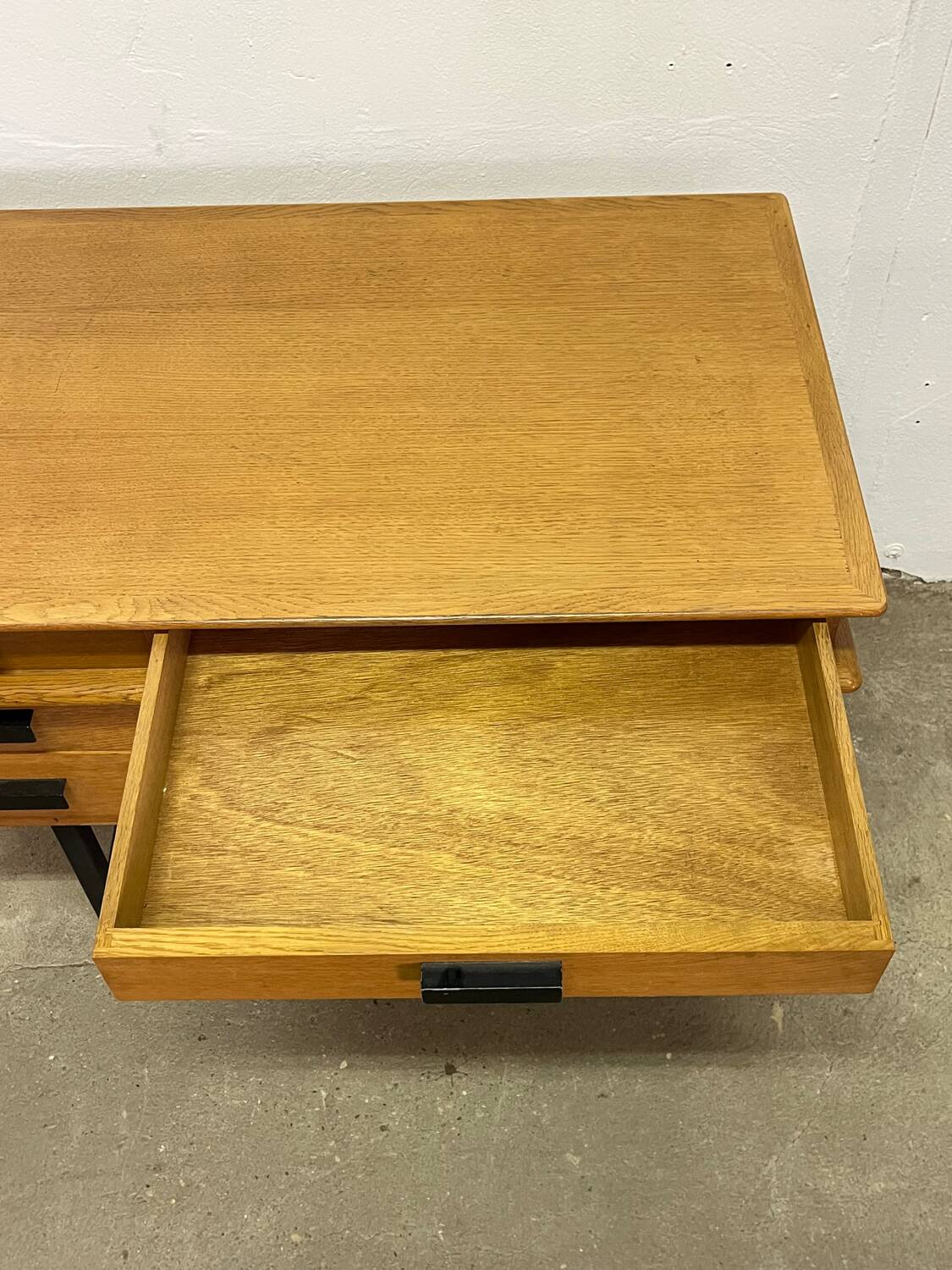 Oak desk from the 1950s