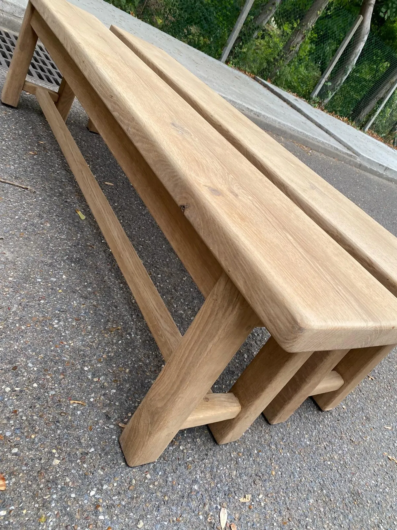 2 stripped farmhouse benches in solid oak, 1970, 175cm.