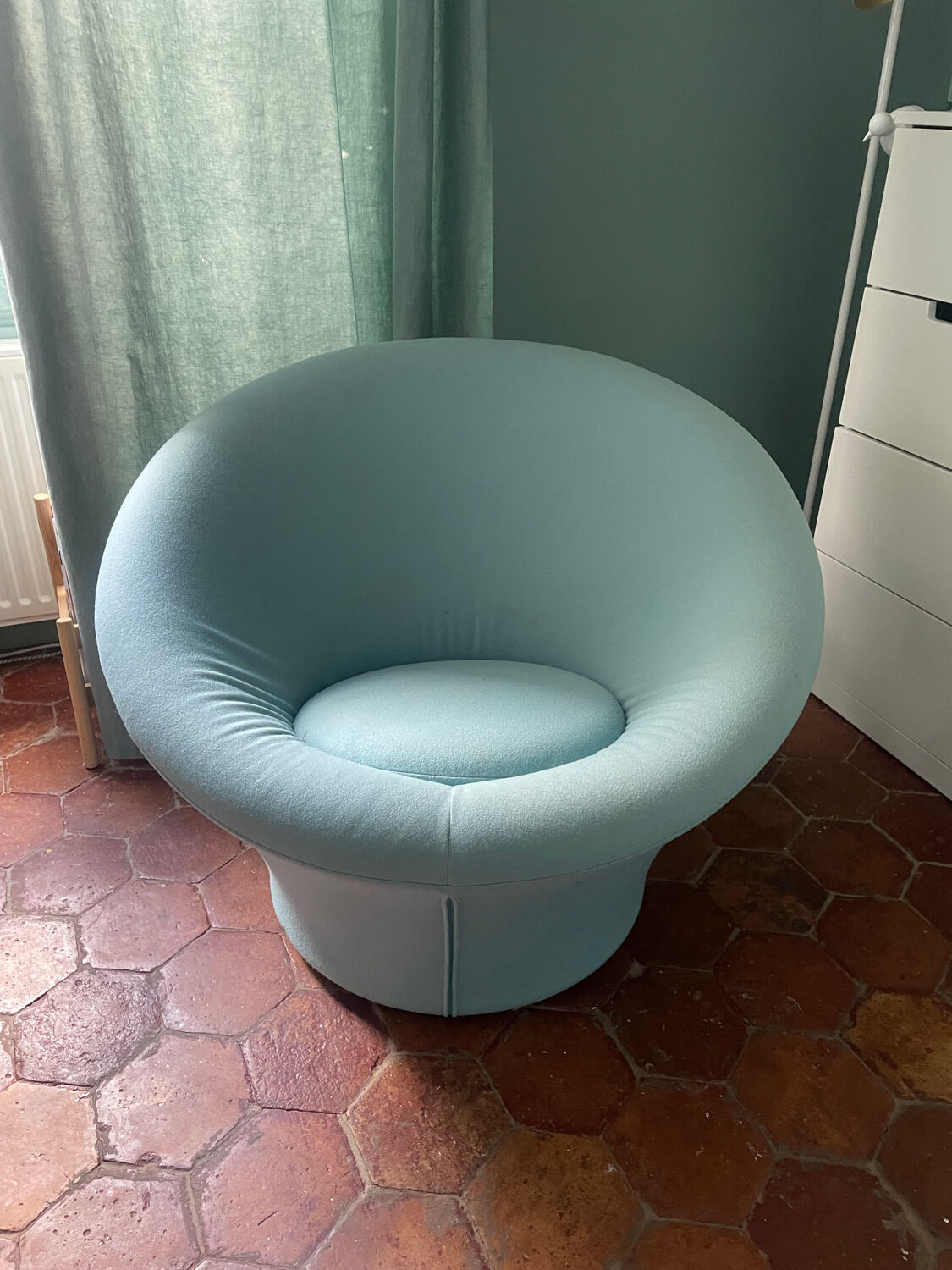 Mushroom armchair by Pierre Paulin
