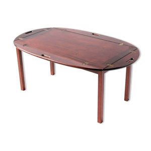Table basse conçue par - sven