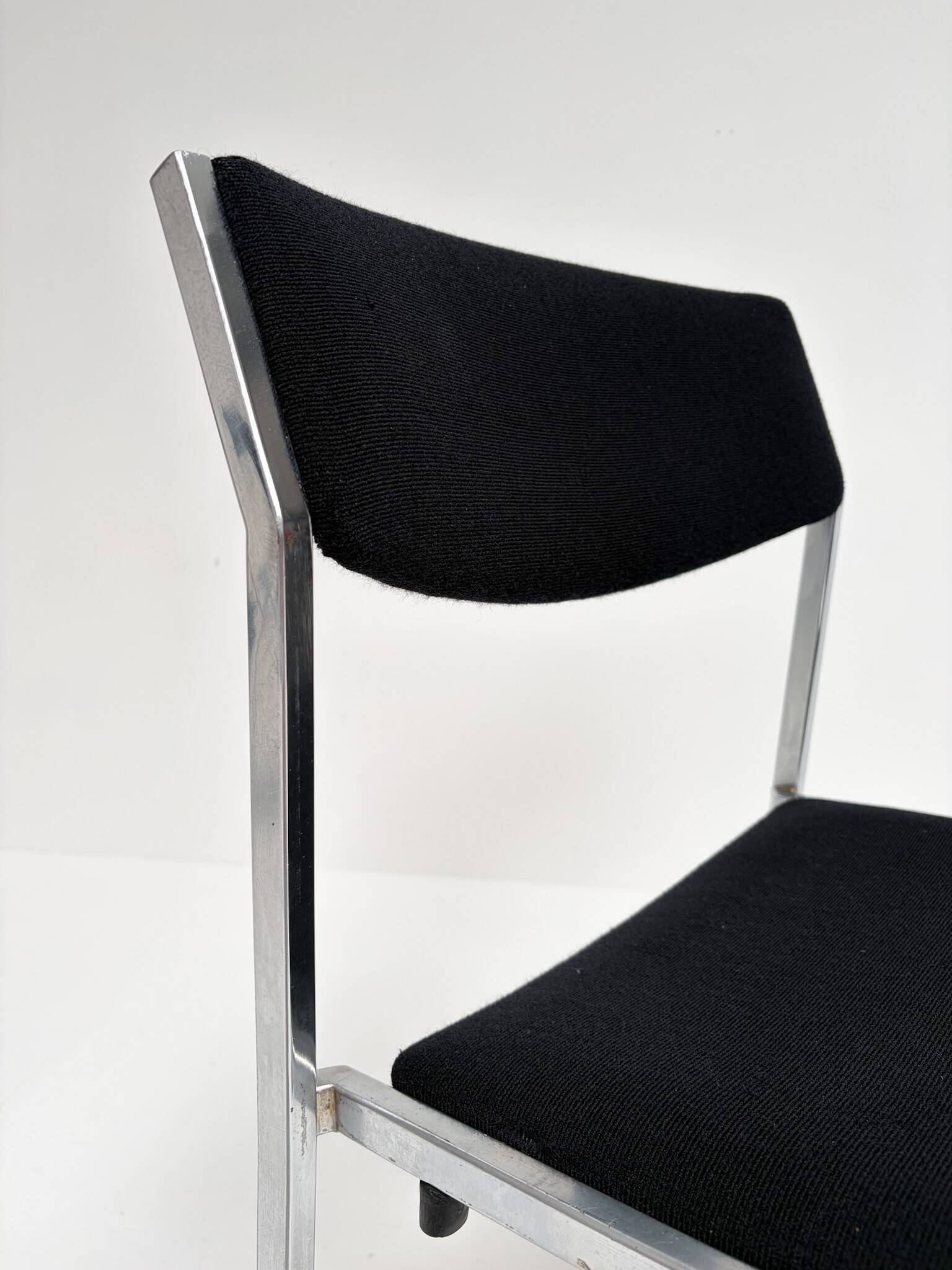 Set of 4 Gijs van der Sluis stacking chairs, 1970s