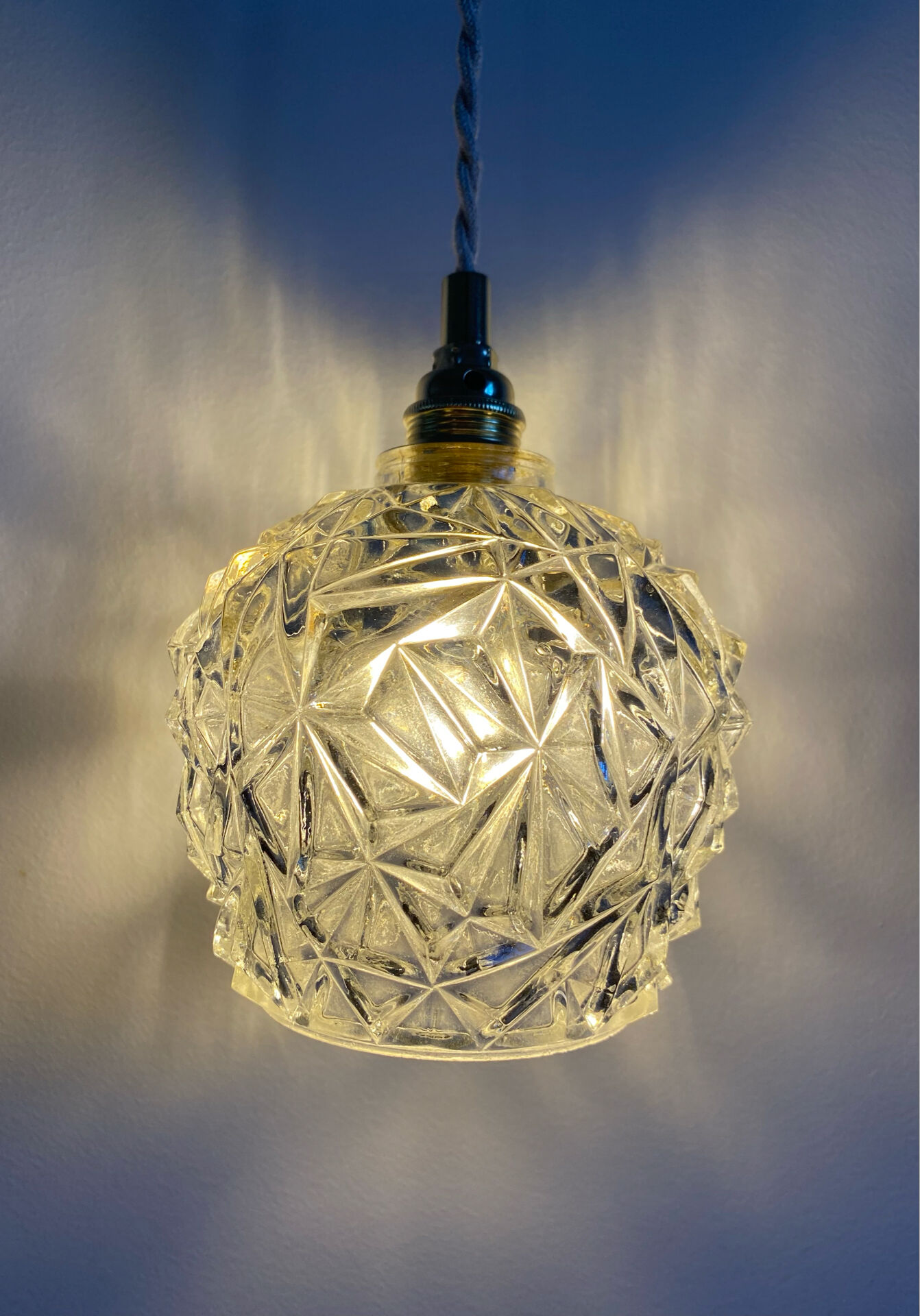 Baladeuse globe vintage en verre 