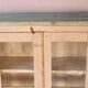Vitrine en teck birman patine blanche-verte