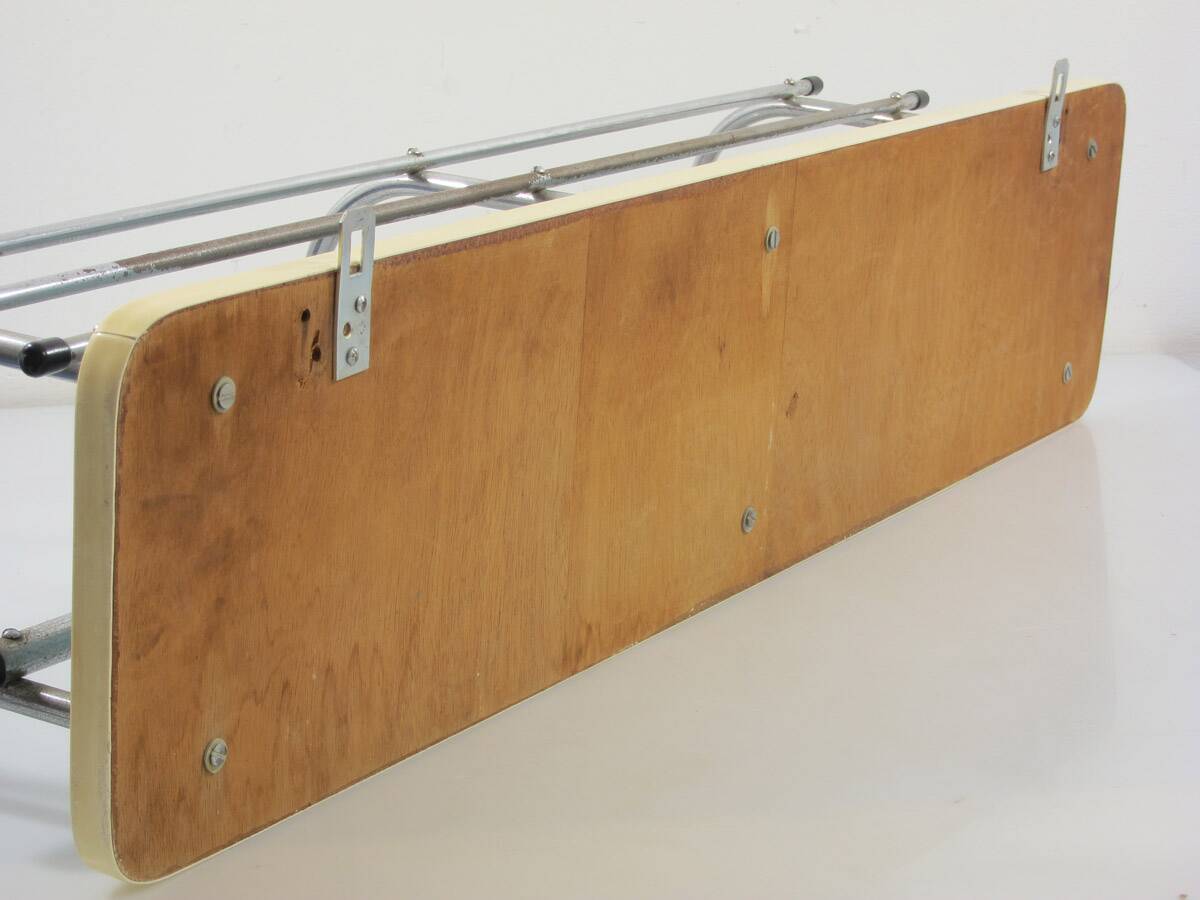 Porte-manteau vintage bleu des années 50