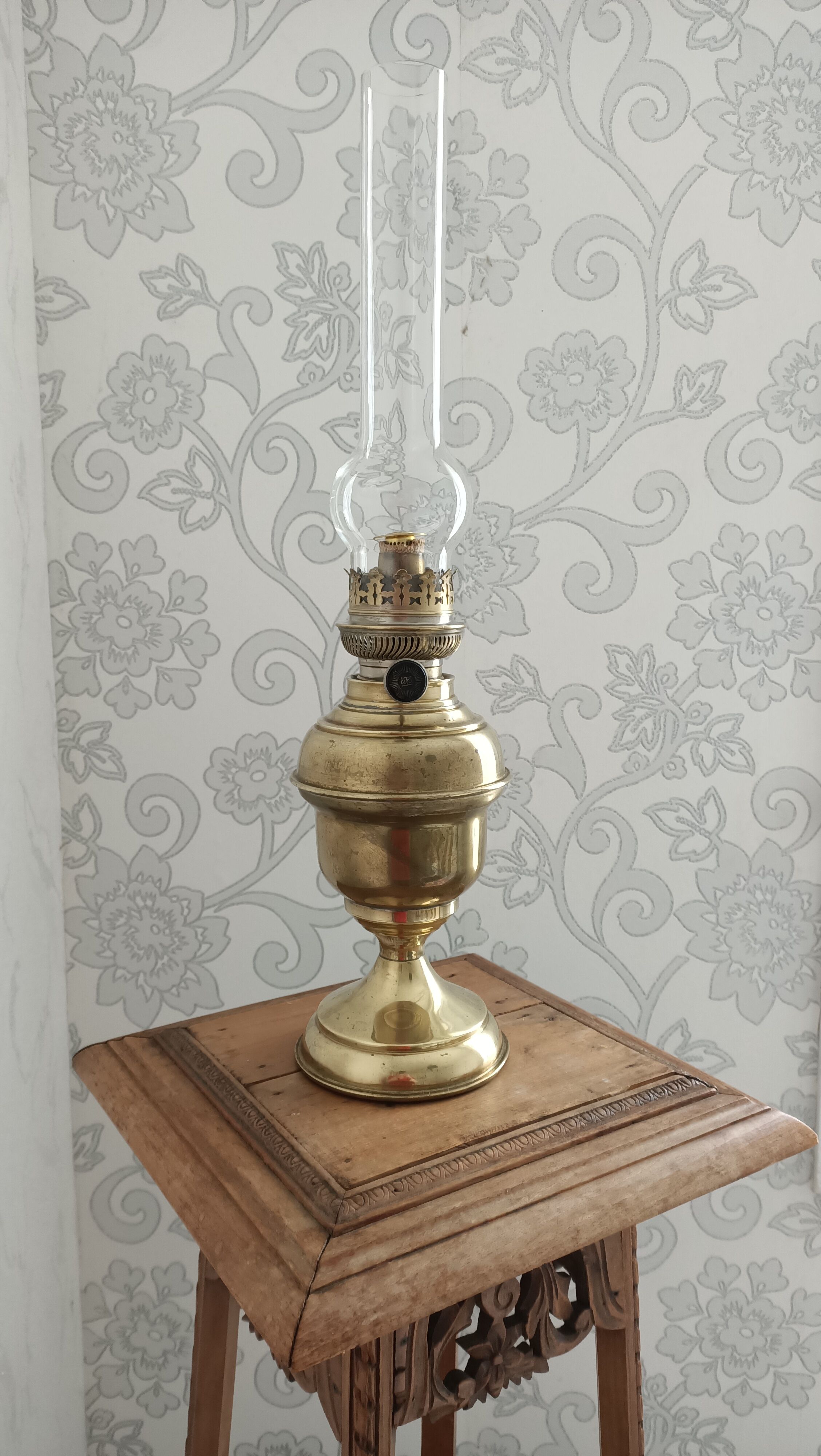 Kerosene lamp
