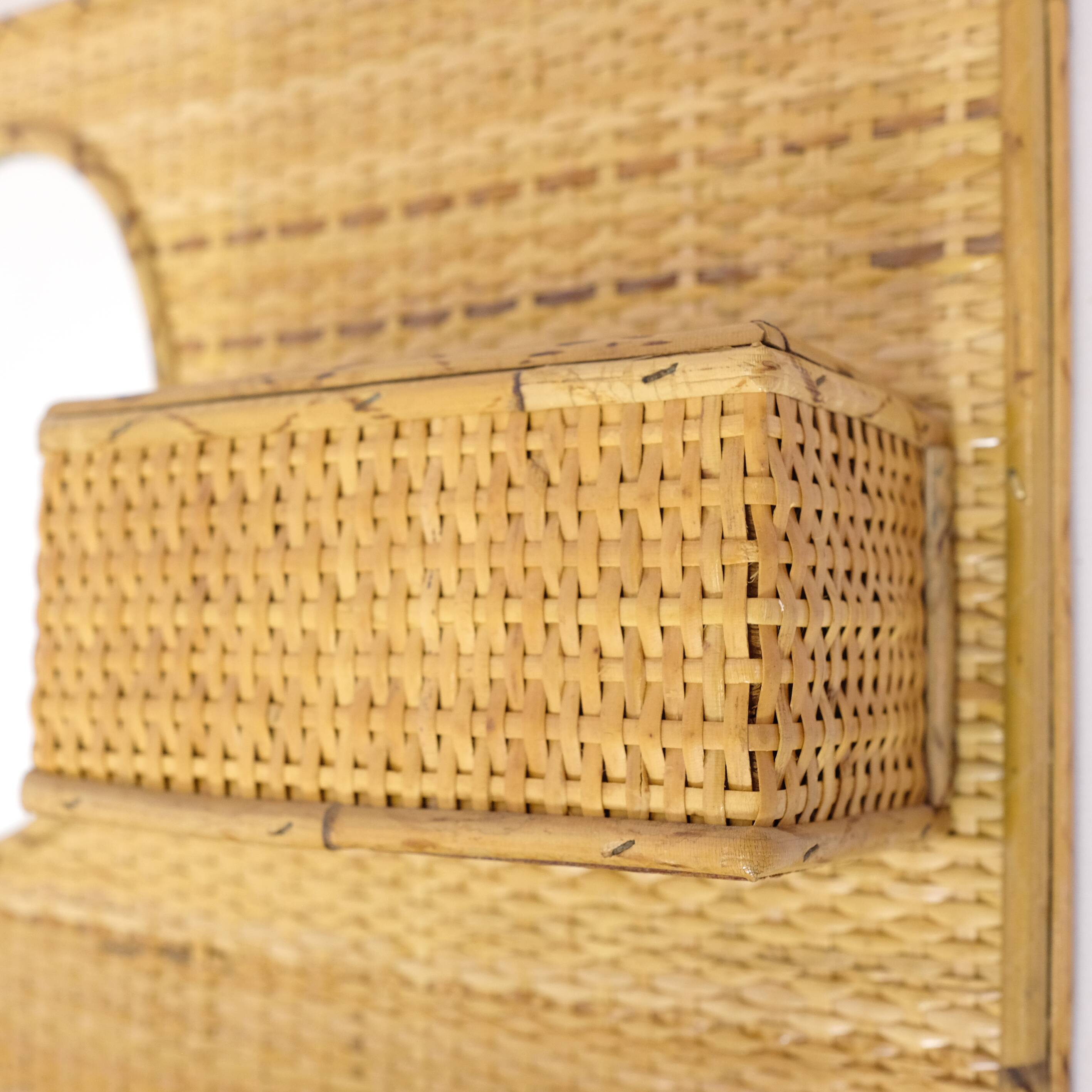 Empty wall pocket and mirror from the 60/70