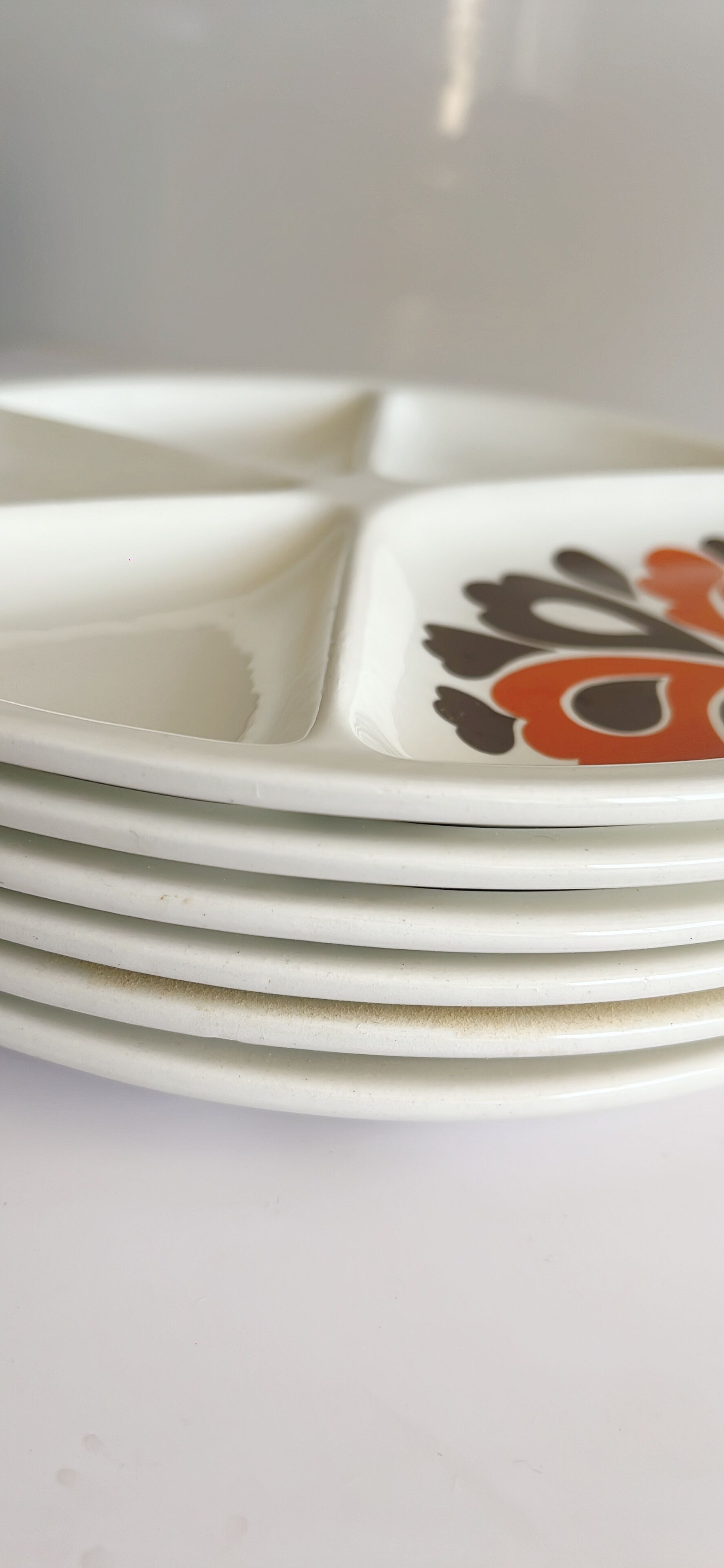 Six vintage fondue plates Le Creuset 70s
