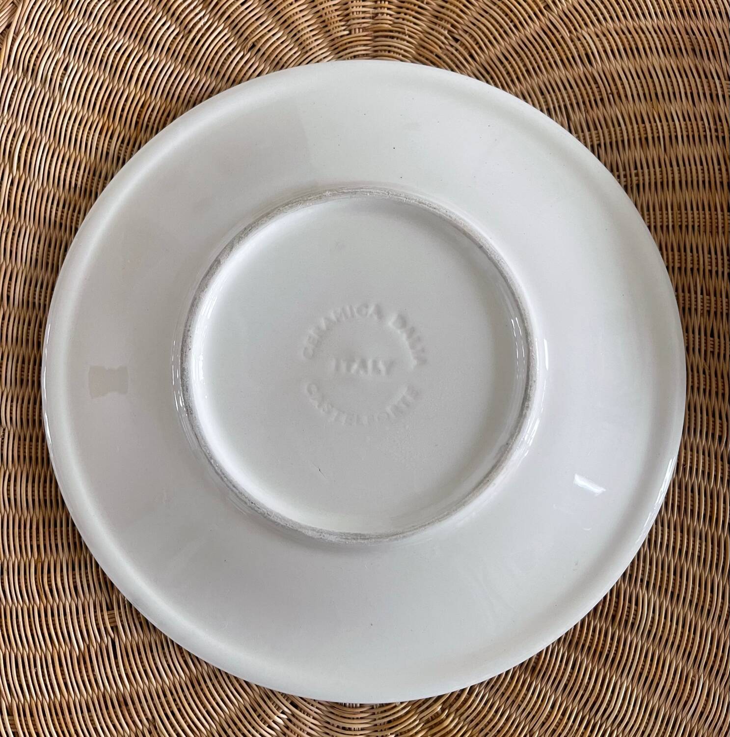 4 Castelforte dessert plates.