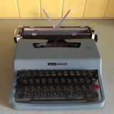 Machine Olivetti Lettera 32