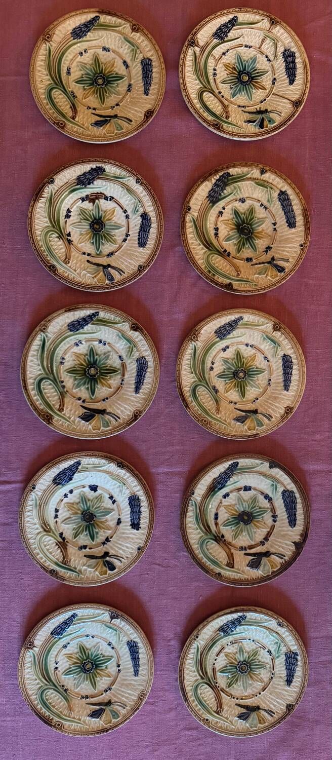 Set of 10 late 19th century dessert plates in barbotine, Wasmuel