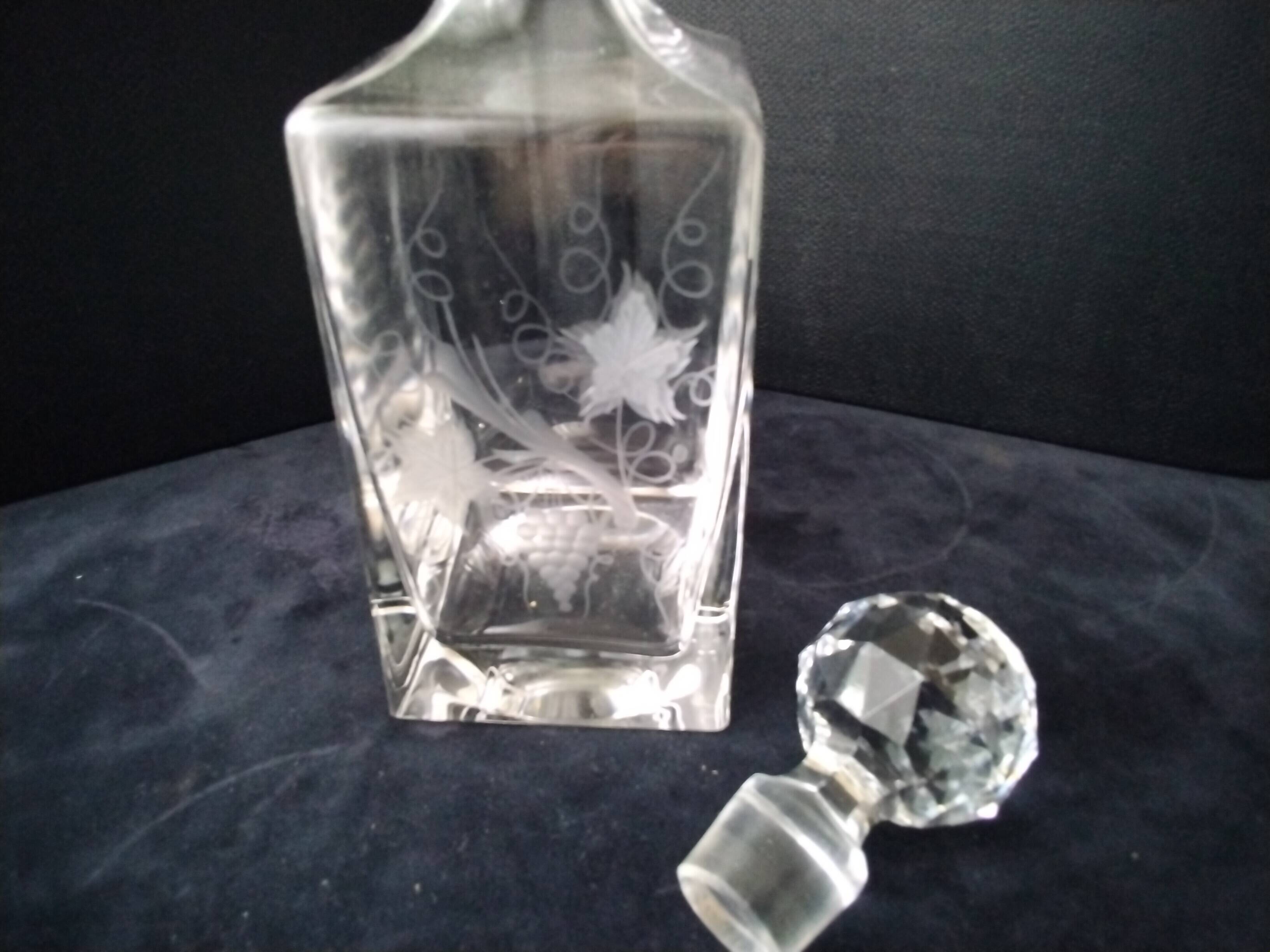 Crystal whiskey decanter Vine leaf decoration