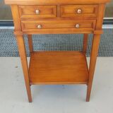 Pedestal table