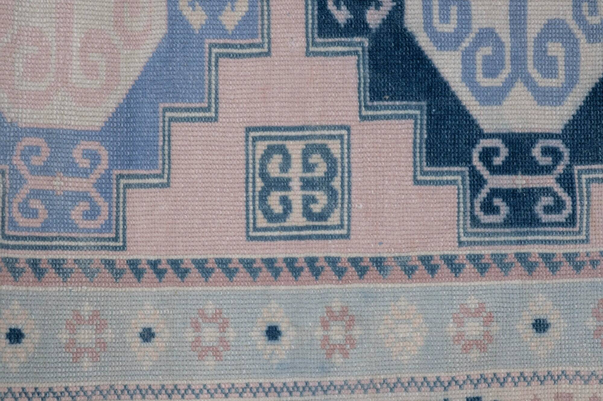 Vintage handmade Turkish rug 95x137 cm