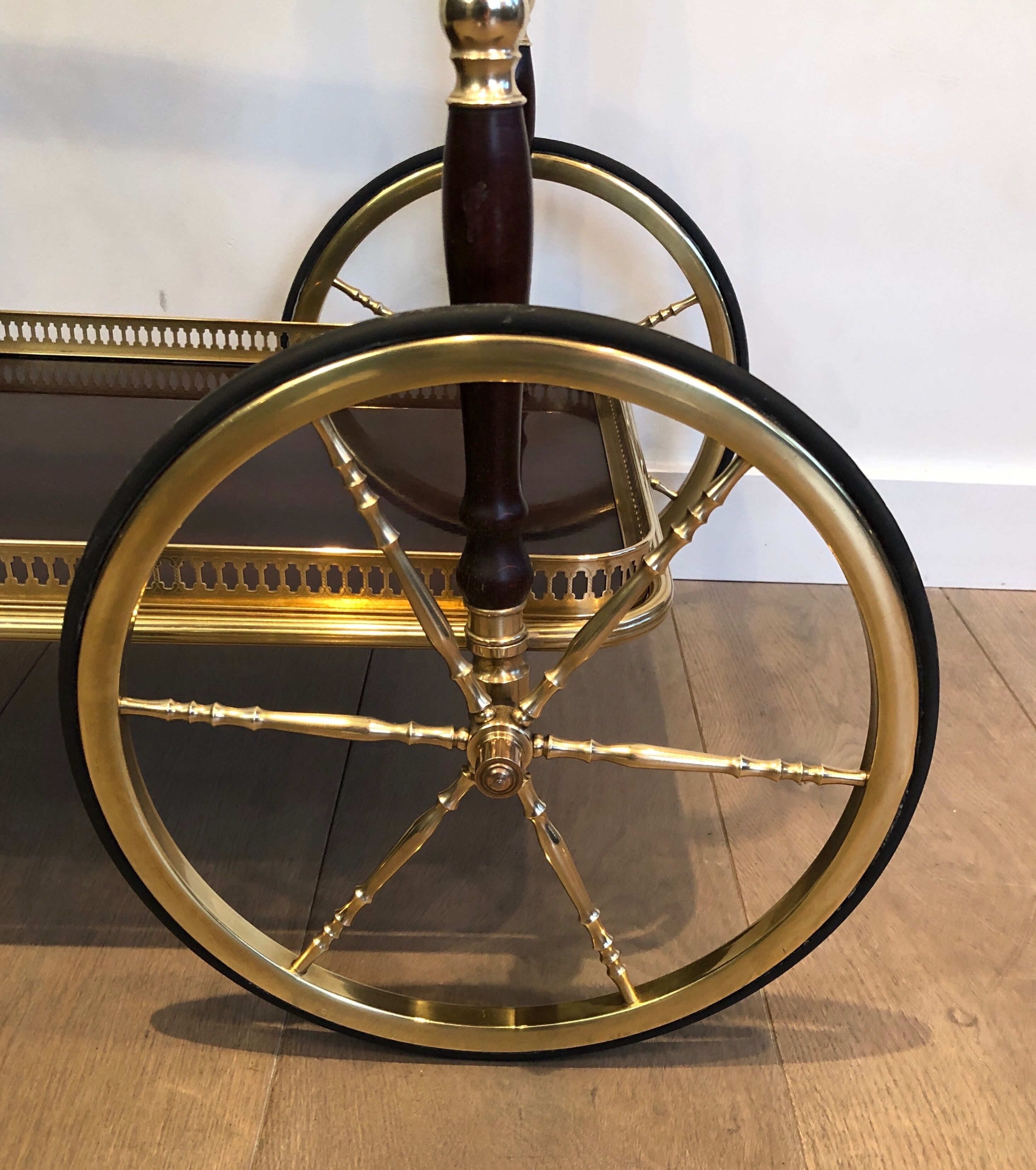 Rolling table in brass and mahogany with removable trays