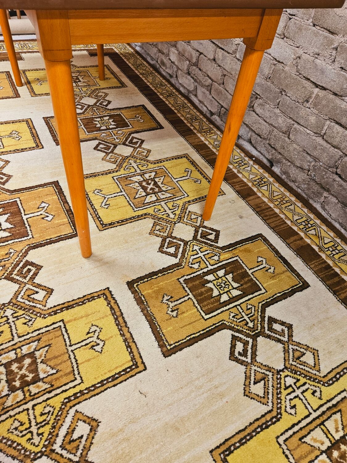 Vintage 70s Inn Bistro Table