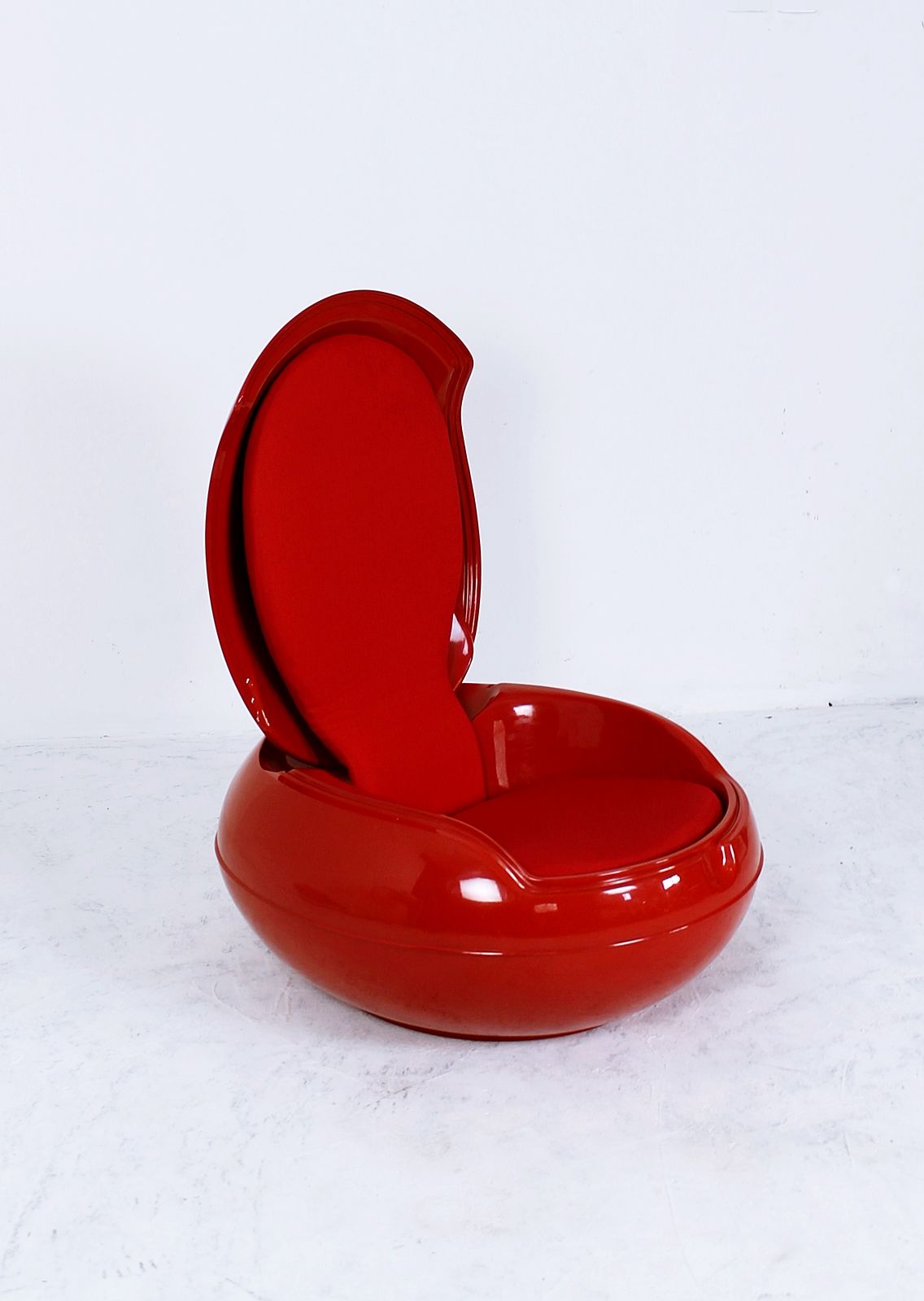 Garden Egg chair by Peter Ghyczy for VEB Synthese Werk East Germany