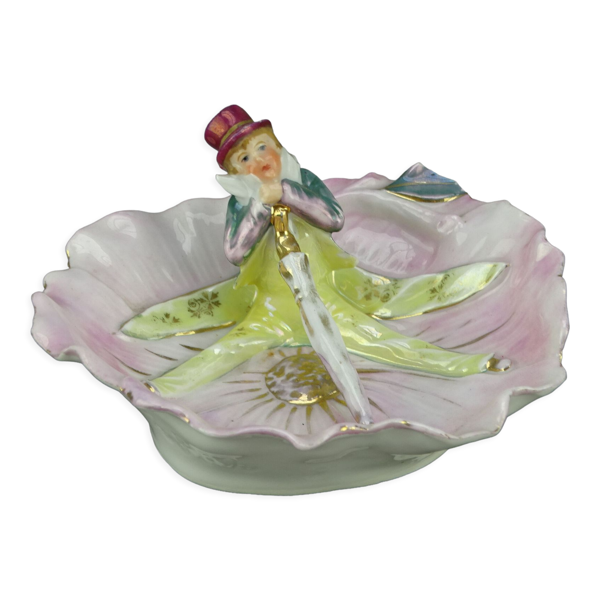 Empty ring pocket in Paris porcelain