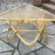 Table basse triangulaire vintage