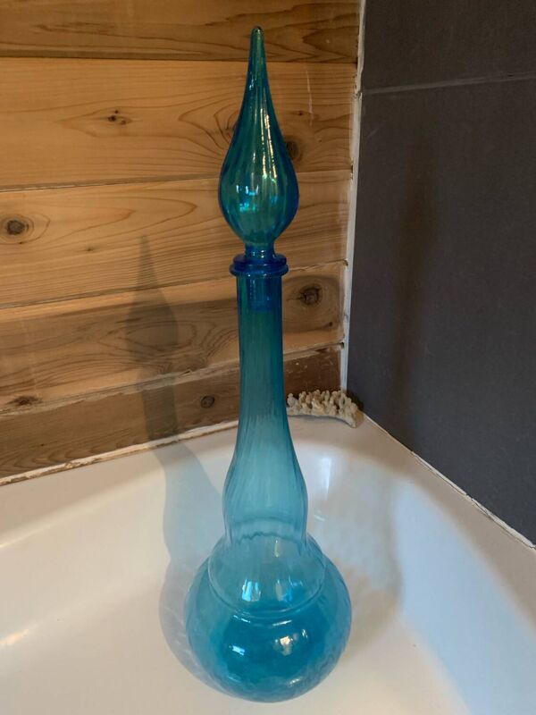 Bouteille en verre bleuté par blenko année 60