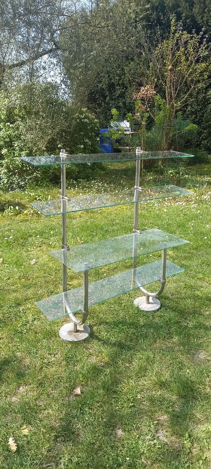 Bistro shelf