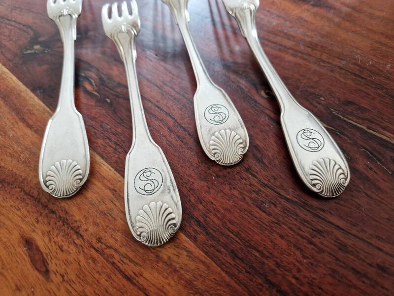Christofle, Paris - Set of 4 dessert forks - Vendôme model (Louis XIV style) - in metal