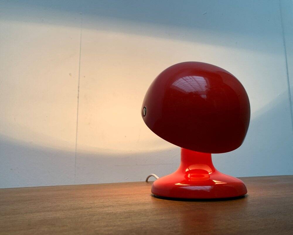 Mid-century space age Jucker table lamp by Afra & Tobia Scarpa for Flos, 1960s.