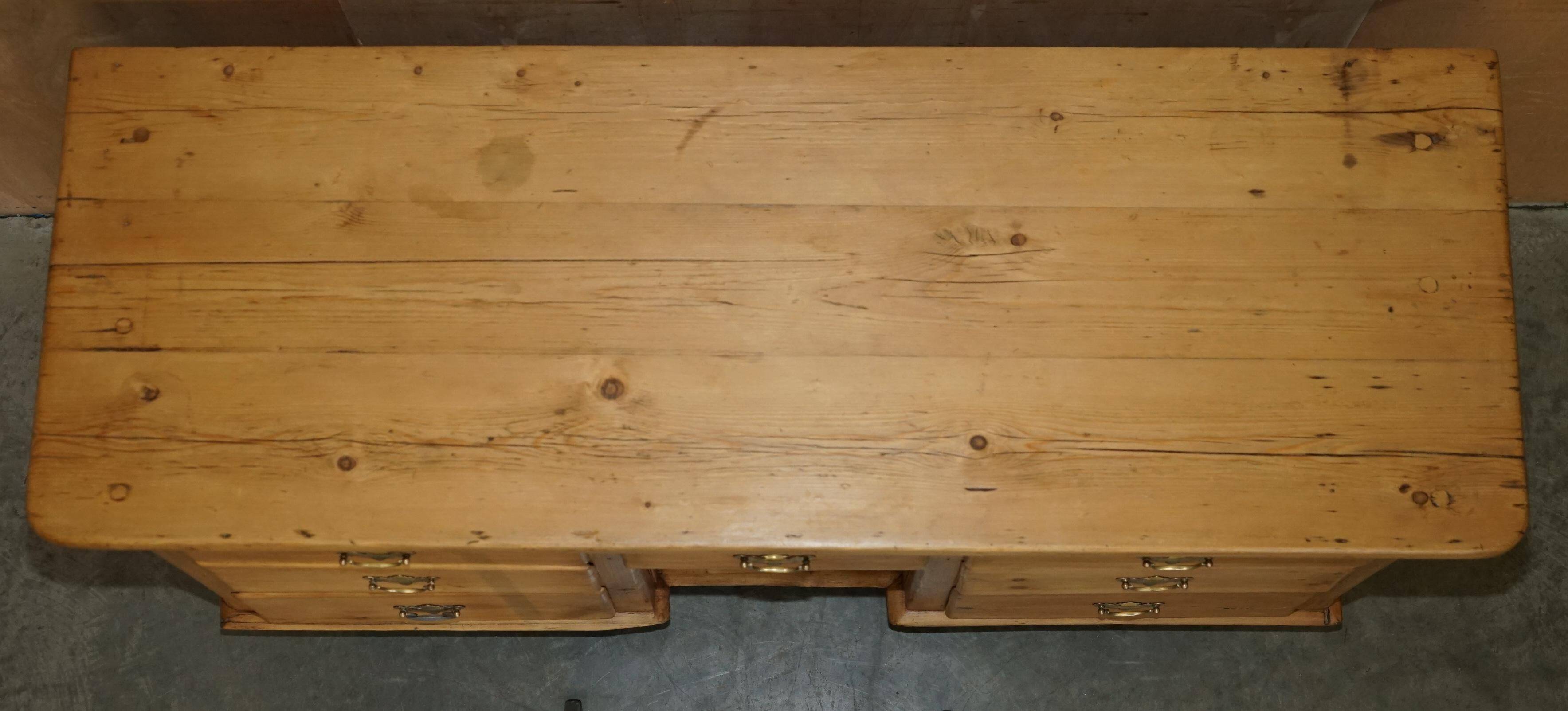 Restored Antique Régisseuse Buffet in Pine, Circa 1860