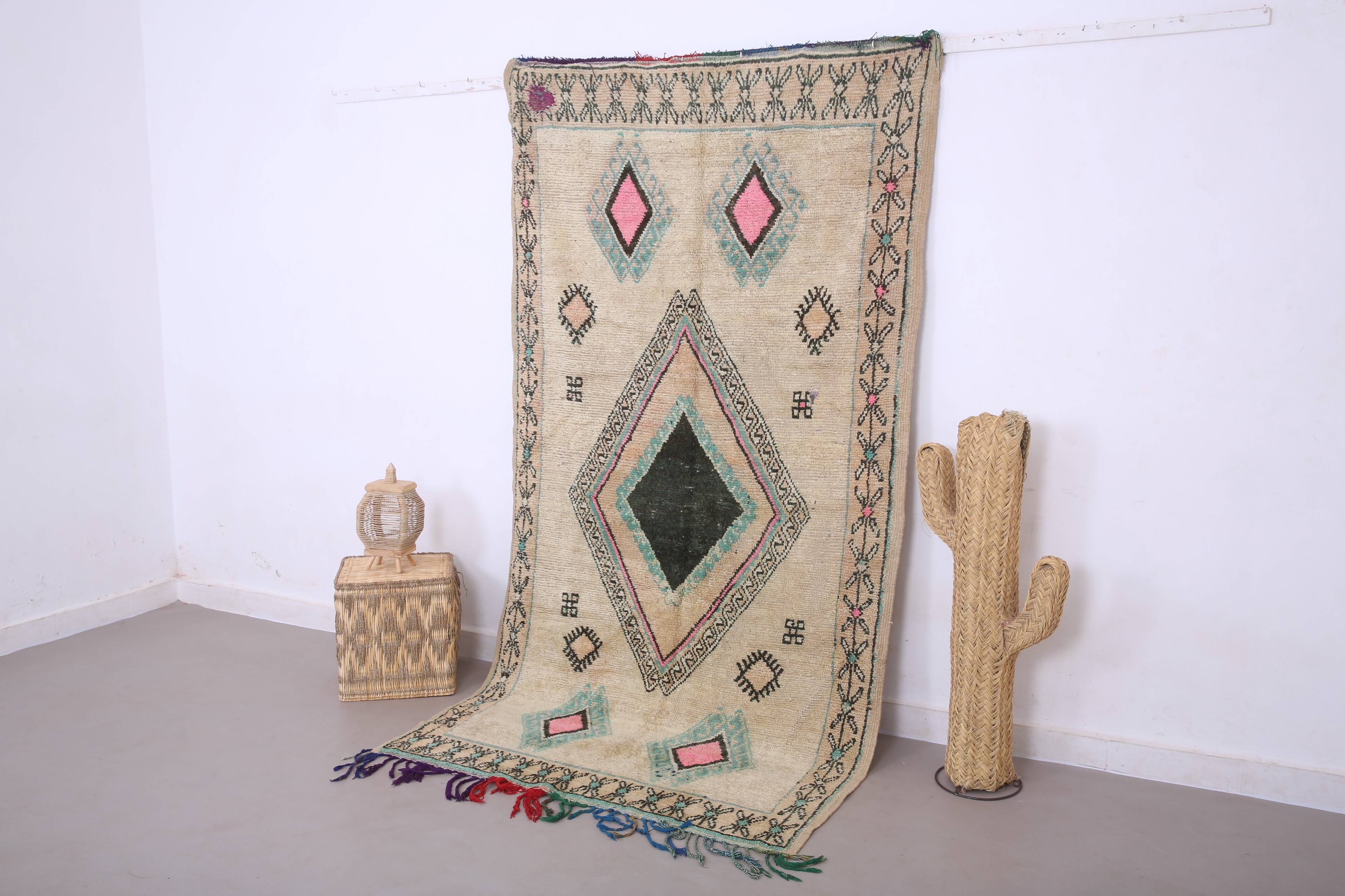 Vintage Moroccan Rug 137 x 266 cm - Berber Rug - Handmade Wool Rug Bohemian