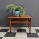 Table basse carrée en teck par Grete Jalk pour Glostrup Danemark années 1960.