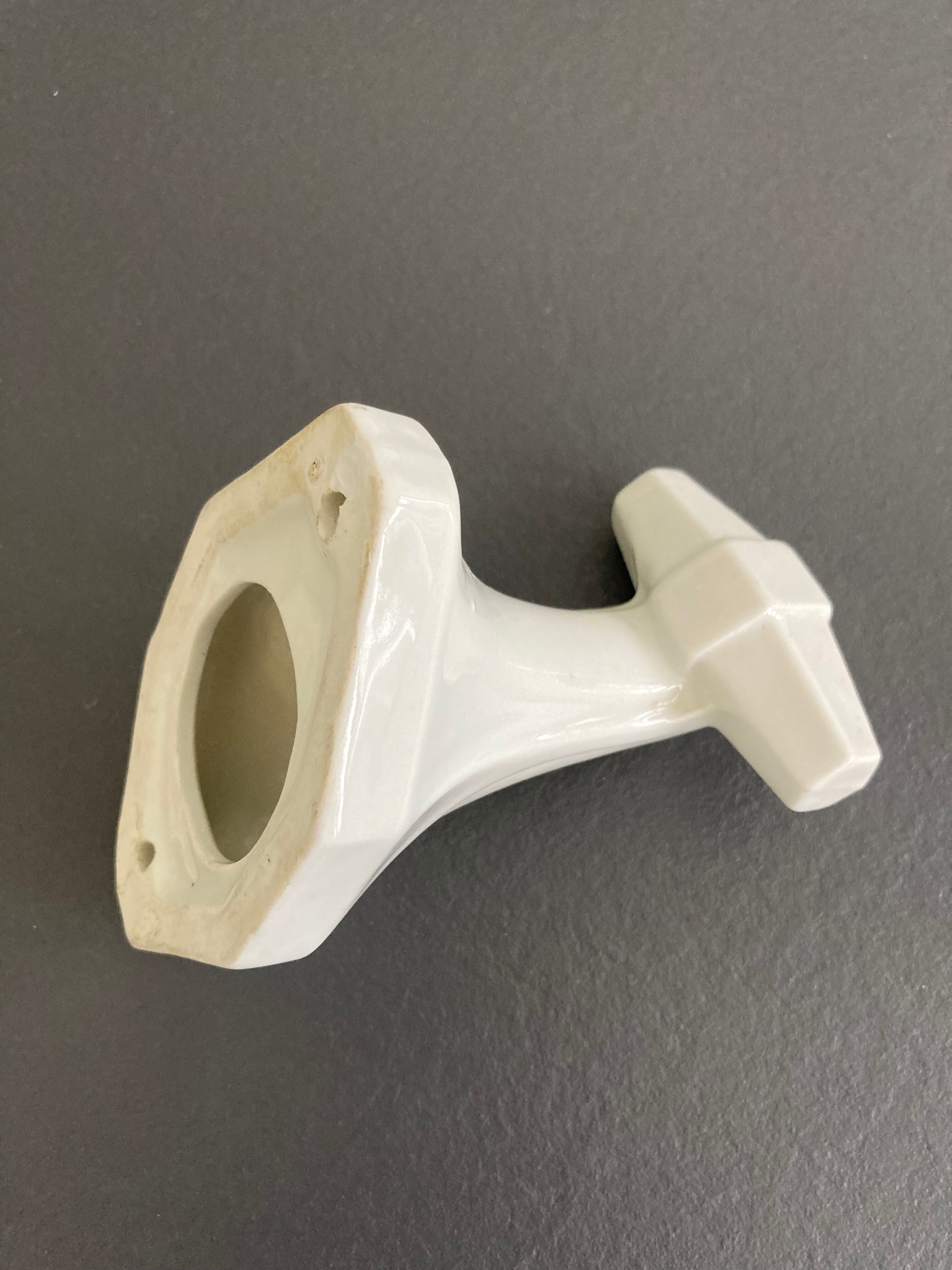 patère art déco en porcelaine