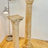 Carved wooden columns Corinthian capital