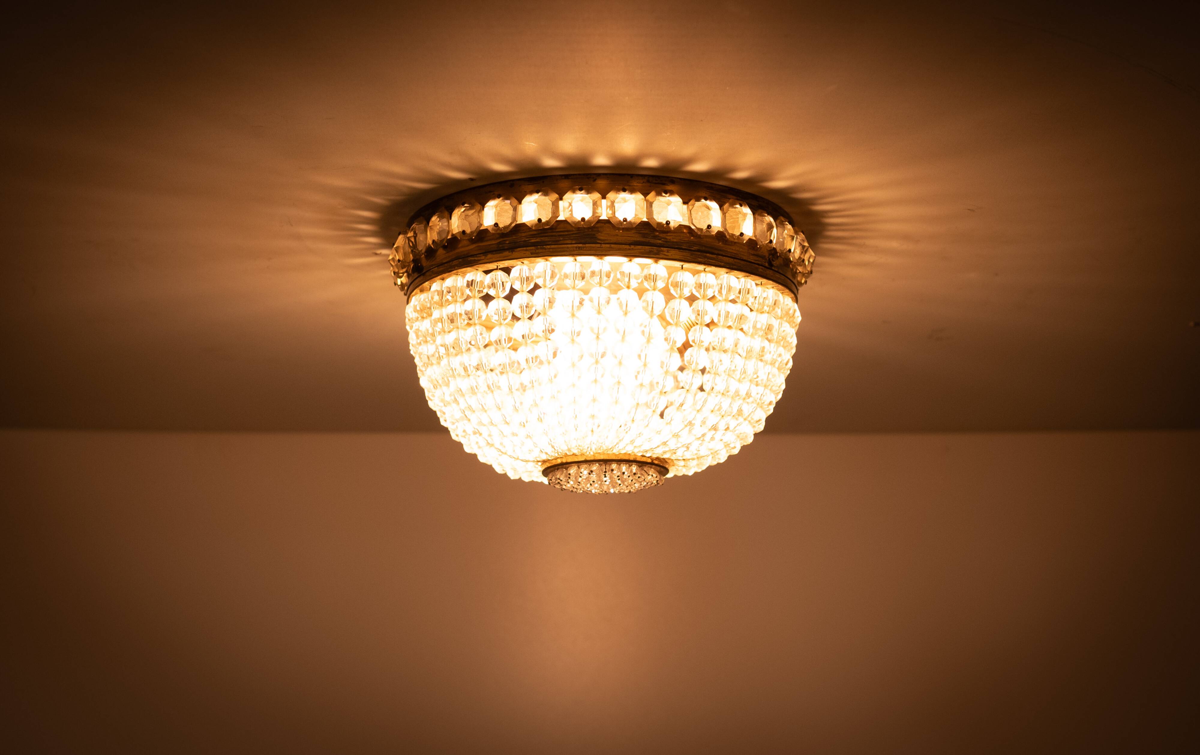 Lampe de plafond antique en cristal des années 1930